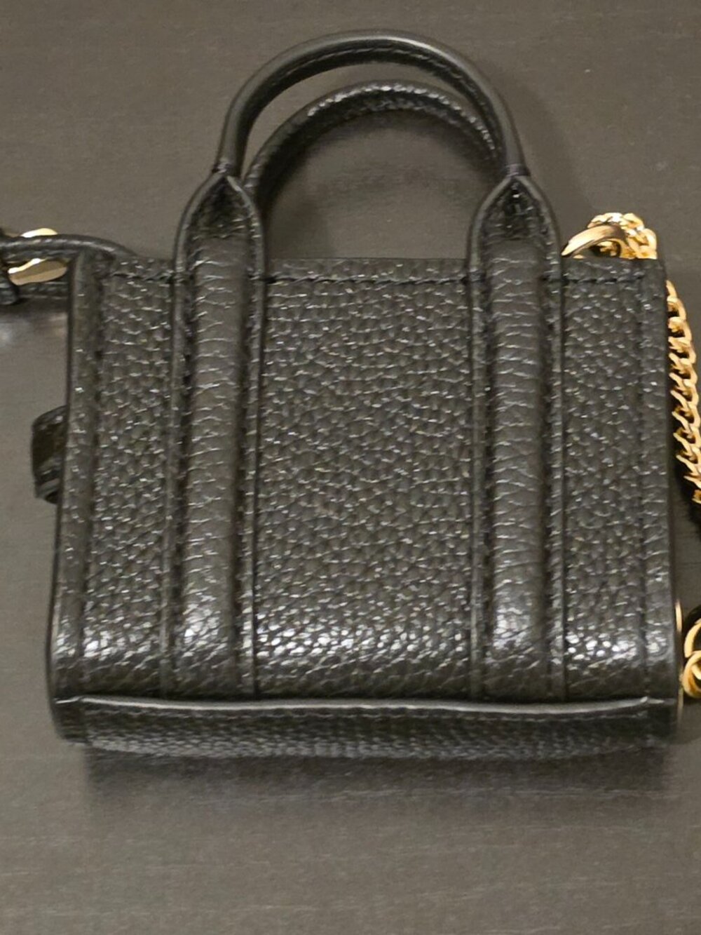Marc Jacobs Nano Tote Bag Charm - Black & Gold - Picture 3 of 5
